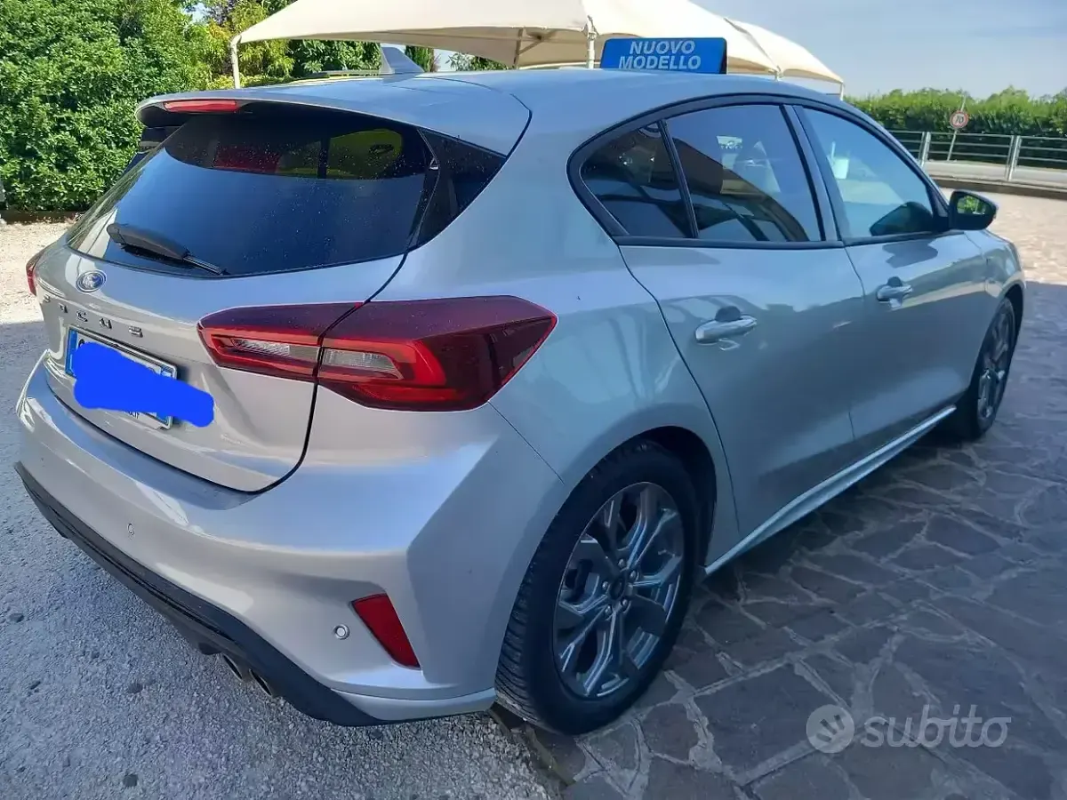 Usata Ford T S 125 CV (91 kW) 2024 Grigio Berlina