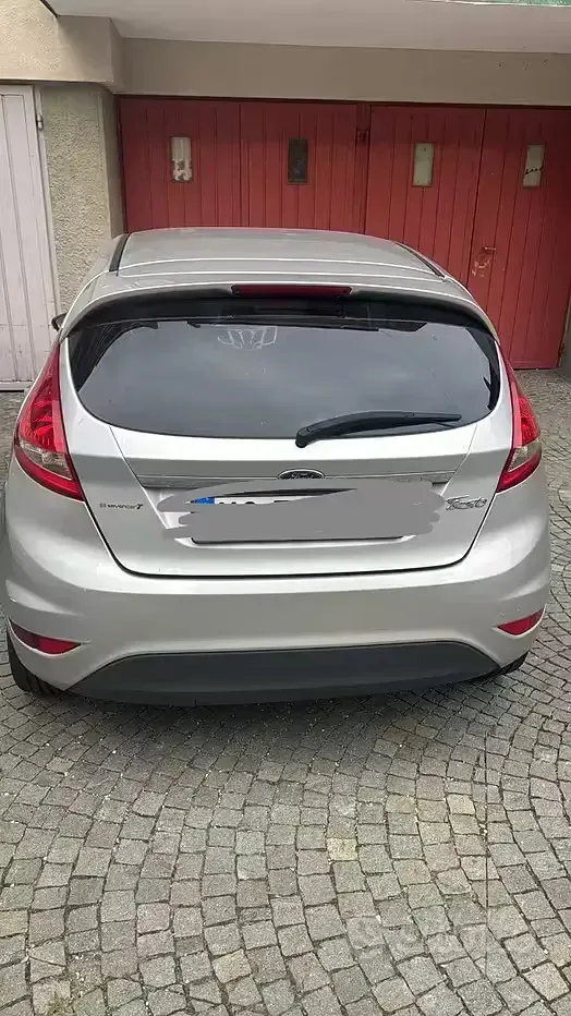 Usata Ford Fiesta 2012 Grigio Utilitaria