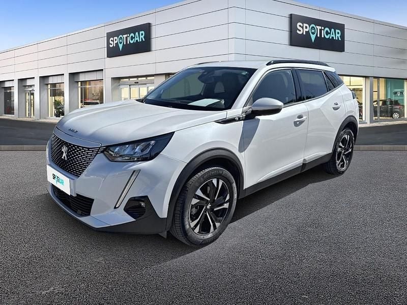 Usata Peugeot e-2008 Allure 100 kW (136 CV) 2022 Bianco SUV