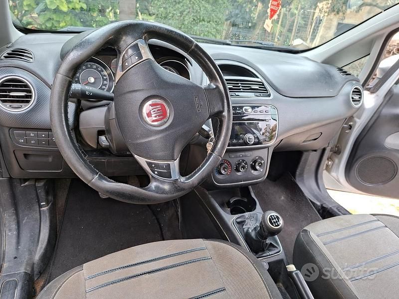 Usata Fiat Punto 2011 Grigio Utilitaria