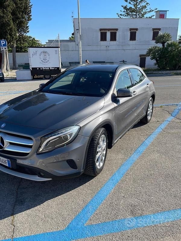 Usata Mercedes GLA200 2014 Grigio SUV