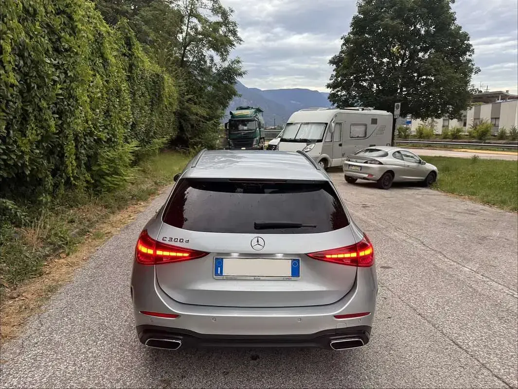 Usata Mercedes C300 Premium 265 CV (194 kW) 2022 Argento Station wagon