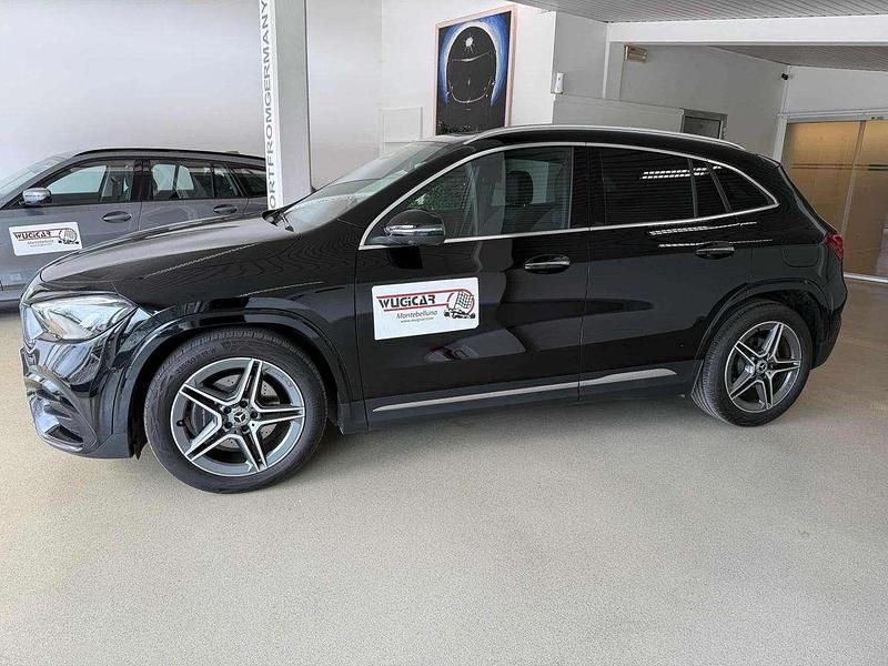 Usata Mercedes GLA180 AMG Line Premium 136 CV (100 kW) 2025 Nero SUV