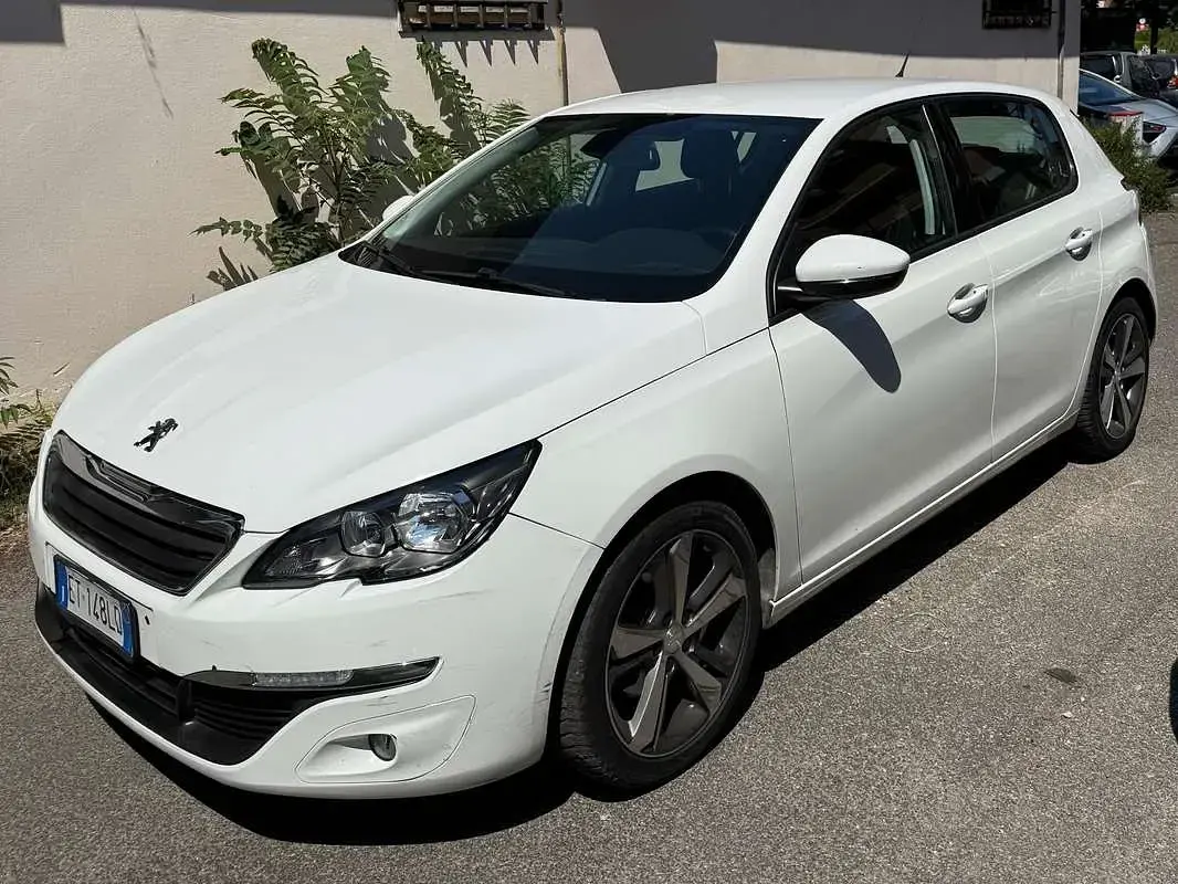 Usata Peugeot 308 Active 116 CV (85 kW) 2014 Berlina