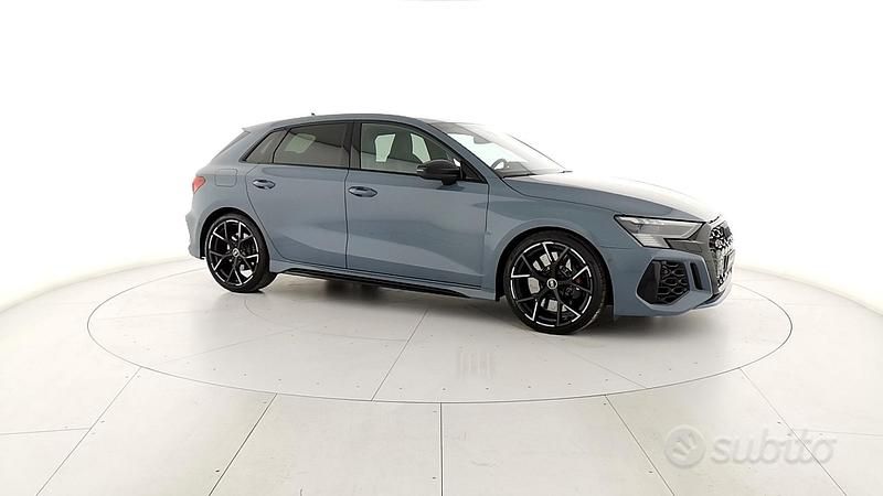 Usata Audi RS3 Ambiente 400 CV (294 kW) 2022 Grigio Berlina