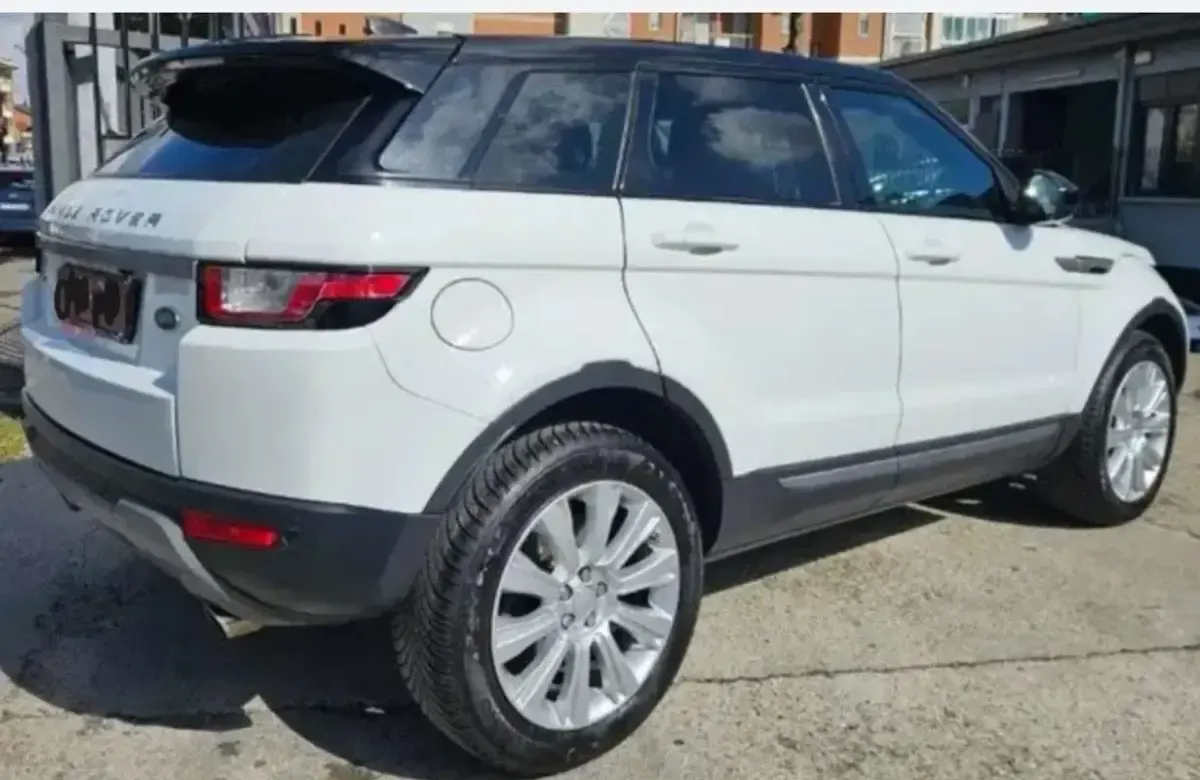 Usata Land Rover Range Rover evoque Pure 150 CV (110 kW) 2017 Bianco SUV