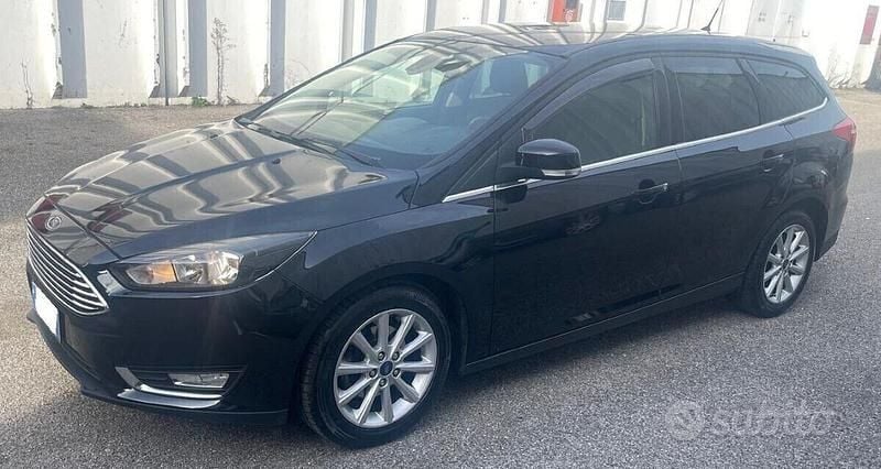 Usata Ford Focus S 120 CV (88 kW) 2016 Nero Station wagon