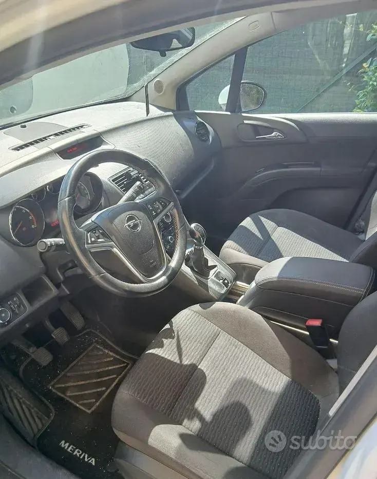 Usata Opel Meriva 95 CV (69 kW) 2017 Bianco Monovolume