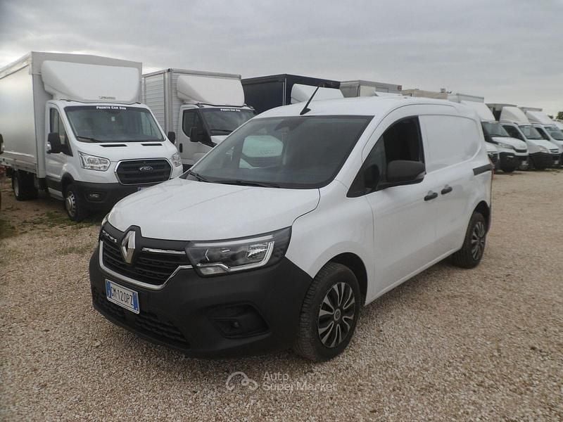 Bianco Usata 2020 Renault Trafic Monovolume | 10.000 € (Ottimo prezzo) - Immagine 1/4