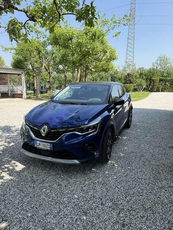 Usata Renault Captur Techno 101 CV (74 kW) 2023 SUV