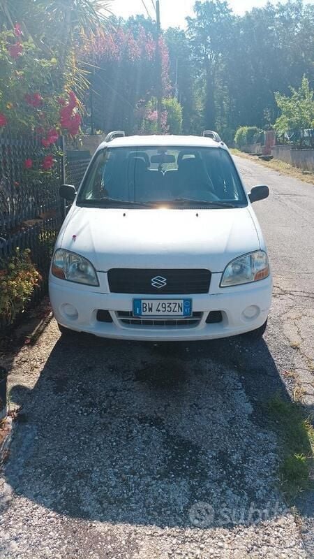 Usata Suzuki Ignis 83 CV (61 kW) 2002 Utilitaria