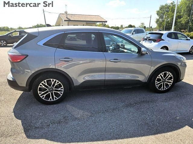 Usata Ford Kuga Titanium 225 CV (165 kW) 2020 Grigio SUV