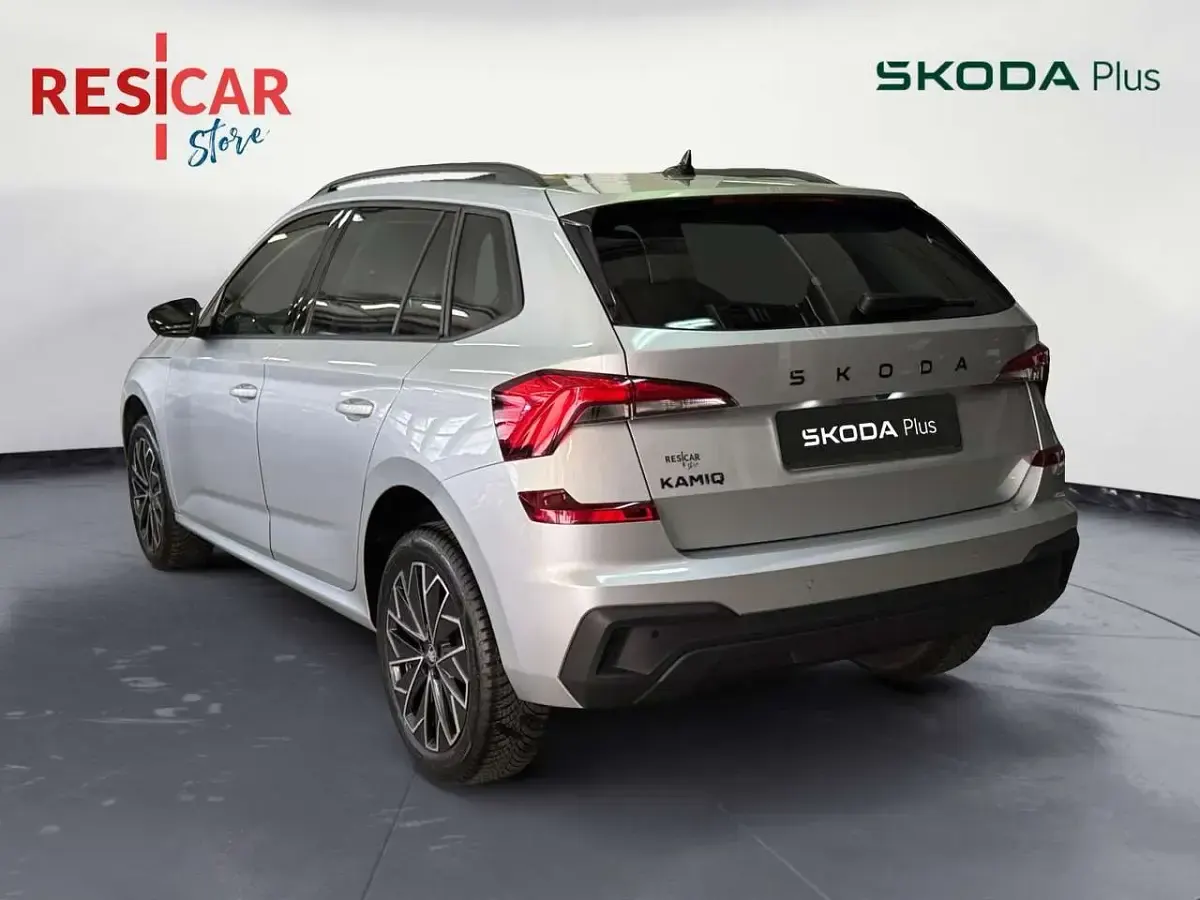Usata Skoda Kamiq 116 CV (85 kW) 2025 Argento metallizzato SUV