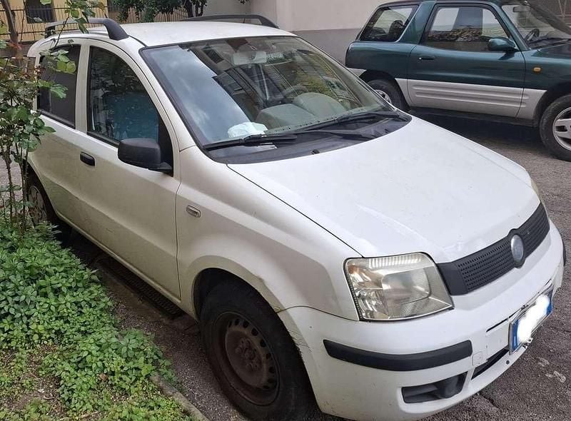 Usata Fiat Panda Dynamic 70 CV (51 kW) 2006 Bianco Utilitaria