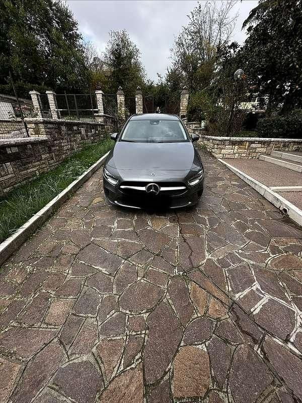 Usata Mercedes A180 Business 116 CV (85 kW) 2019 Berlina