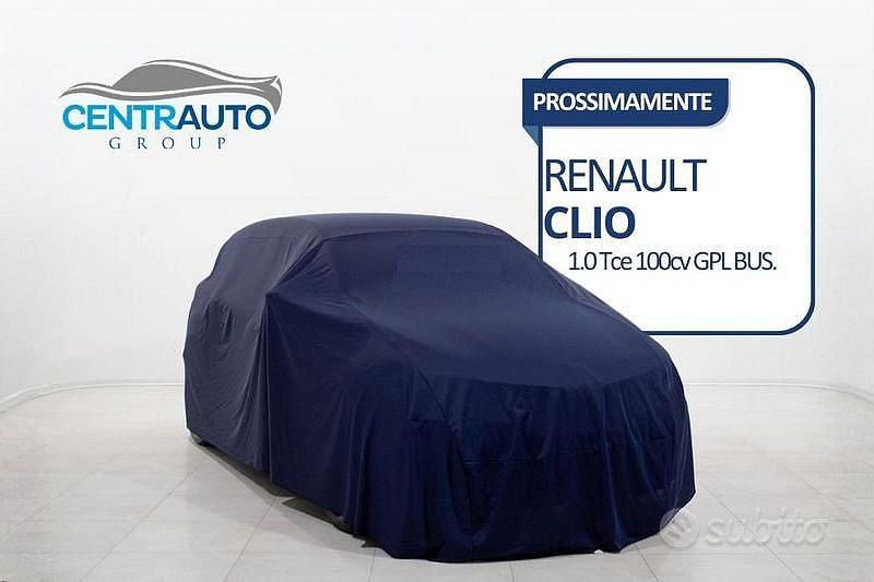 Usata Renault Clio V Business 100 CV (73 kW) 2022 Nero Berlina