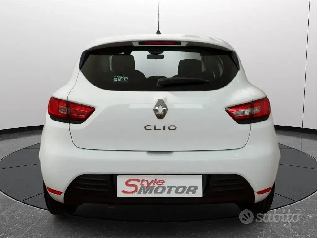 Usata Renault Clio IV Life 75 CV (55 kW) 2019 Bianco Berlina