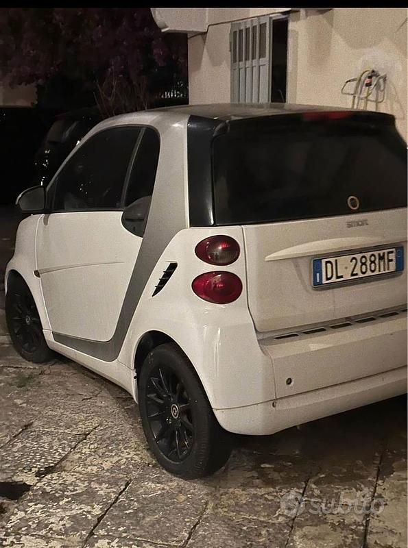 Usata Smart ForTwo Coupé 84 CV (61 kW) 2007 Utilitaria