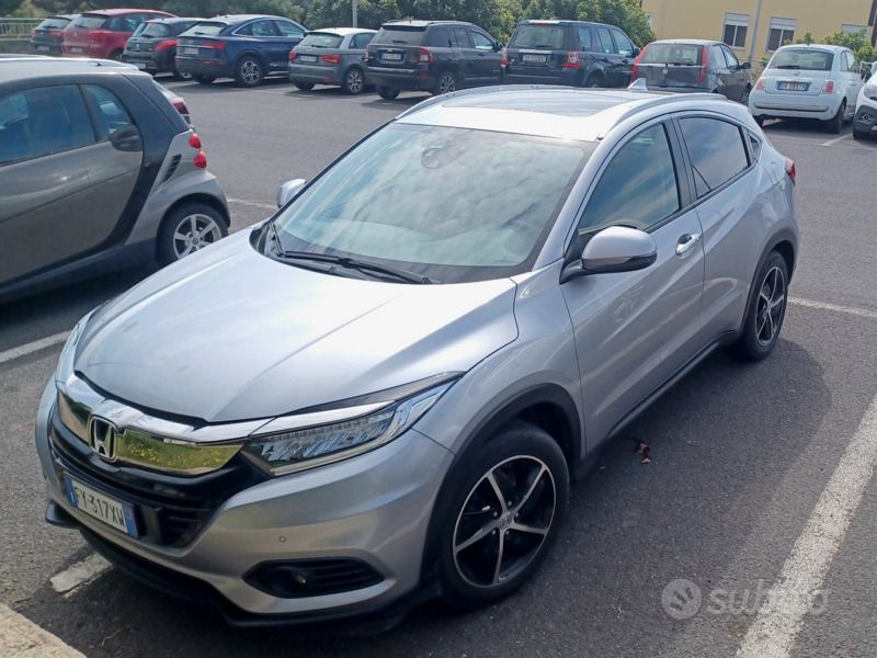 Usata Honda HR-V 120 CV (88 kW) 2019 Grigio SUV