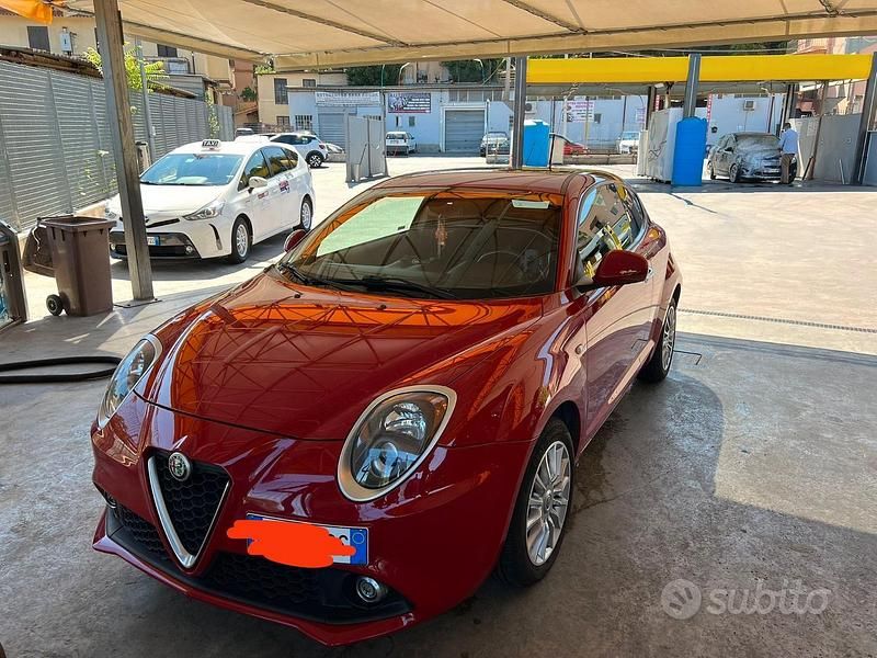 Usata Alfa Romeo MiTo 79 CV (58 kW) 2016 Rosso Utilitaria
