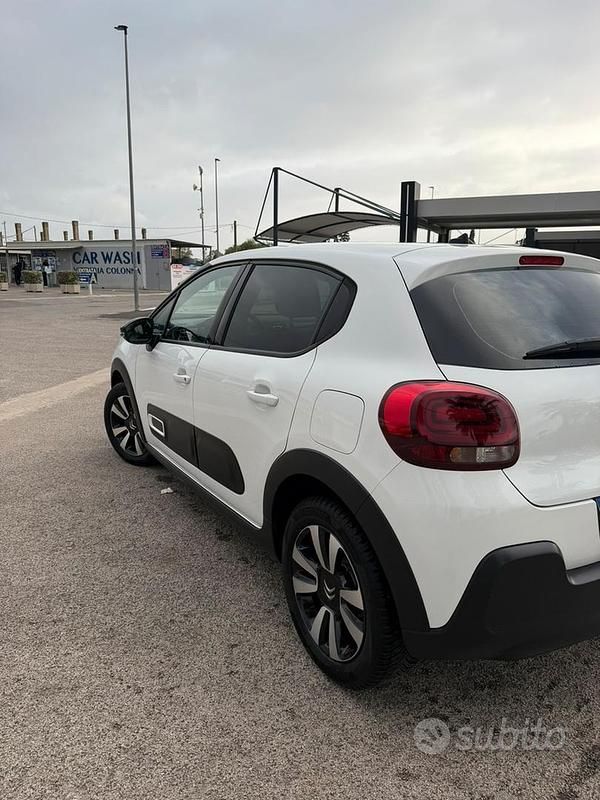 Usata Citroën C3 Shine 102 CV (75 kW) 2020 Bianco Utilitaria