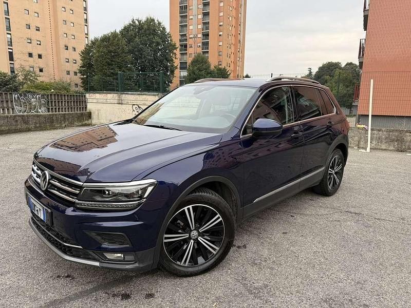 Usata VW Tiguan Executive 150 CV (110 kW) 2017 Blu/azzurro SUV