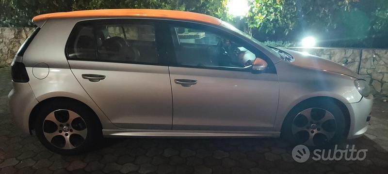 Usata VW Golf VI 105 CV (77 kW) 2009 Grigio Utilitaria