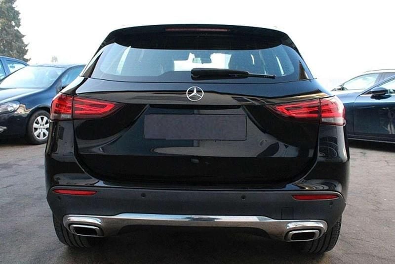 Usata Mercedes GLA200 150 CV (110 kW) 2019 Nero SUV