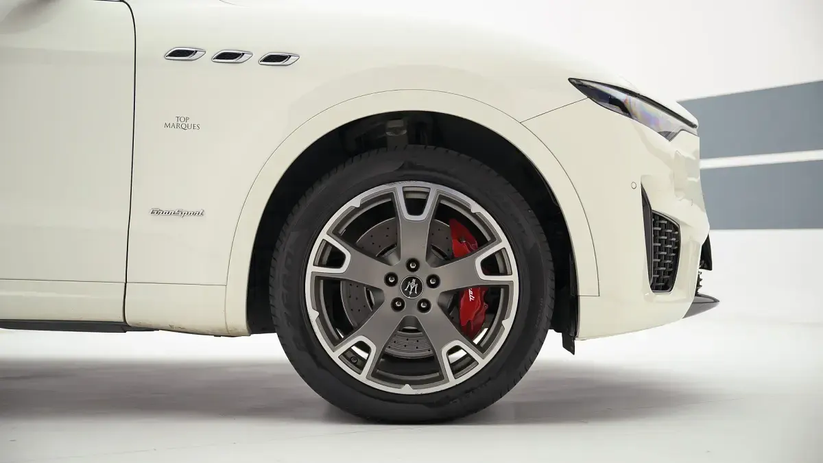 Usata Maserati Levante 275 CV (202 kW) 2019 Bianco SUV
