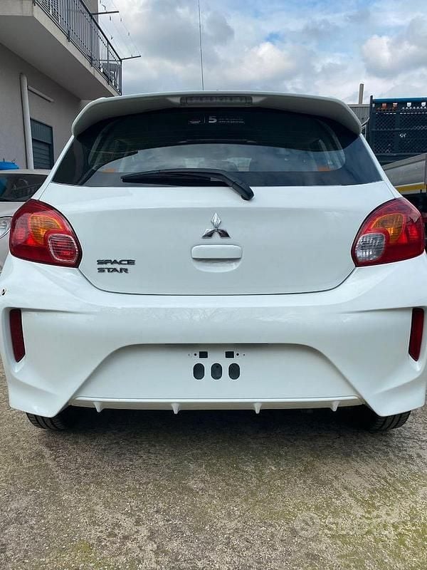 Usata Mitsubishi Space Star 71 CV (52 kW) 2020 Bianco Utilitaria