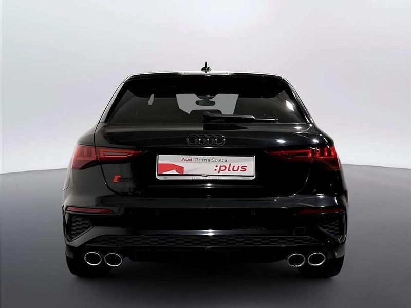 Usata Audi A3 310 CV (228 kW) 2022 Nero mito metallizzato Berlina