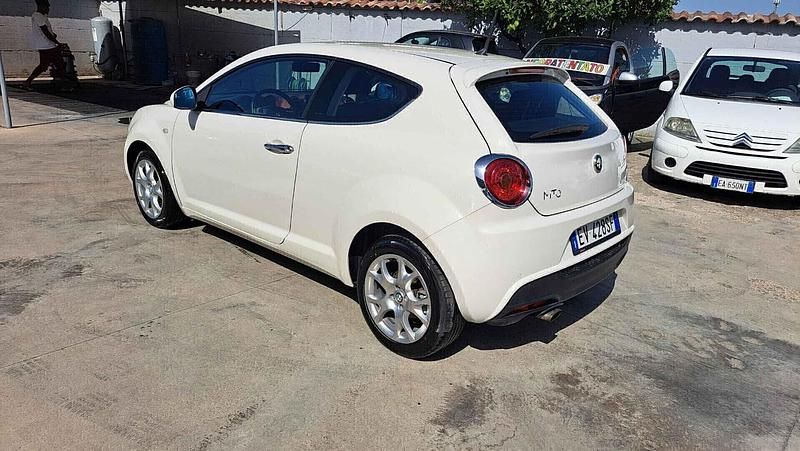 Usata Alfa Romeo MiTo Distinctive 85 CV (62 kW) 2014 Bianco Utilitaria