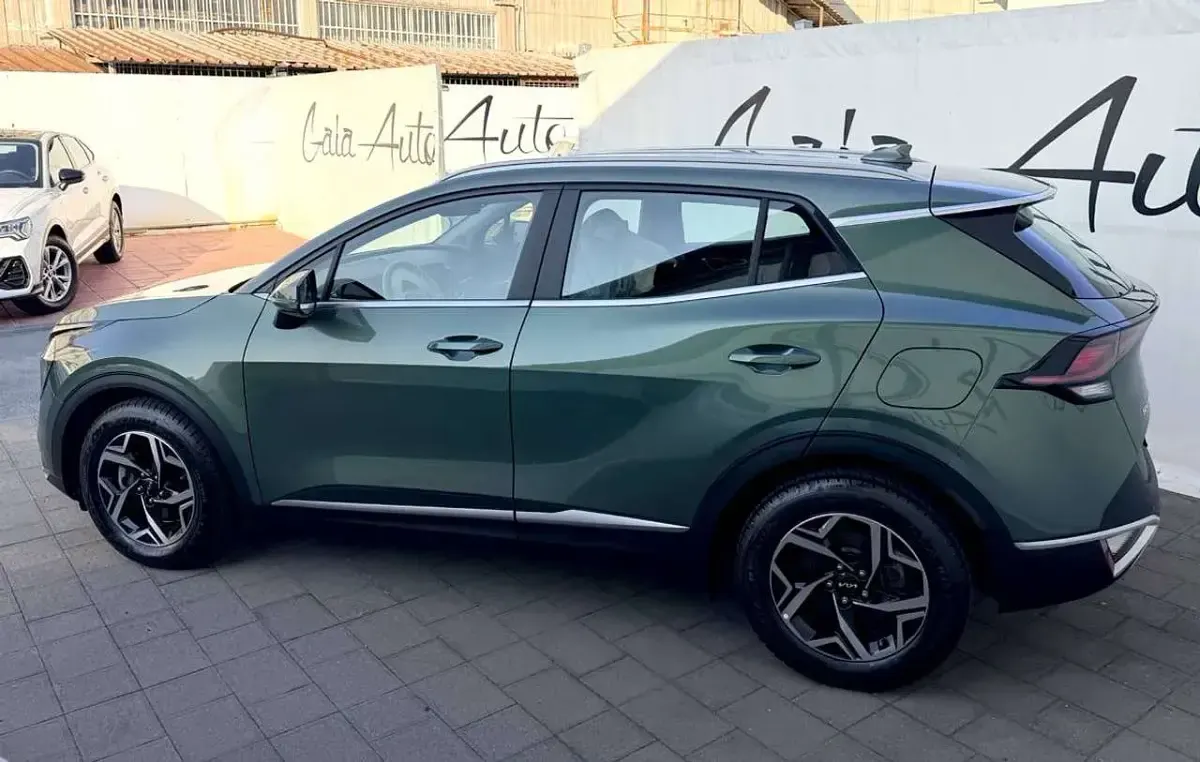 Usata Kia Sportage 136 CV (100 kW) 2024 Verde SUV