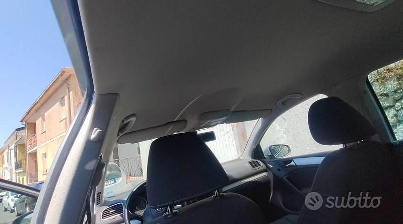 Usata VW Golf VI 102 CV (75 kW) 2011 Bianco Utilitaria