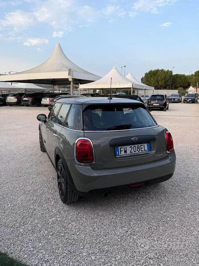 Usata Mini Cooper D Hype 116 CV (85 kW) 2019 Bianco Utilitaria