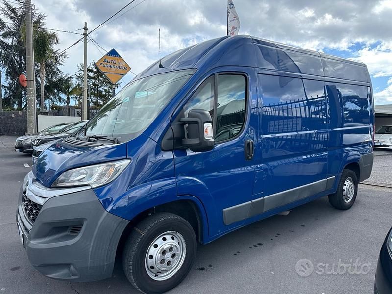 Occasion Fiat Ducato 33 116 ch (85 kW) 2017 Bleue Van