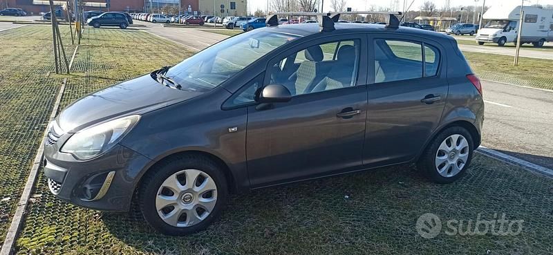 Usata Opel Corsa 2013 Grigio Utilitaria