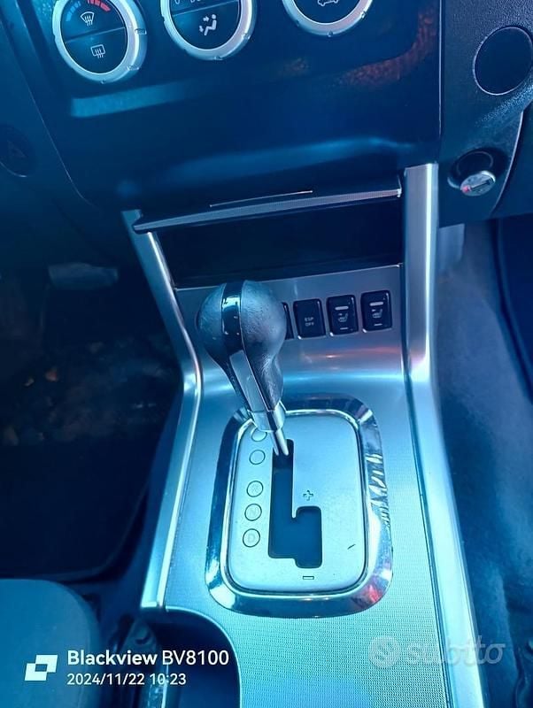 Usata Nissan Navara 190 CV (139 kW) 2012 Bianco Pick-up