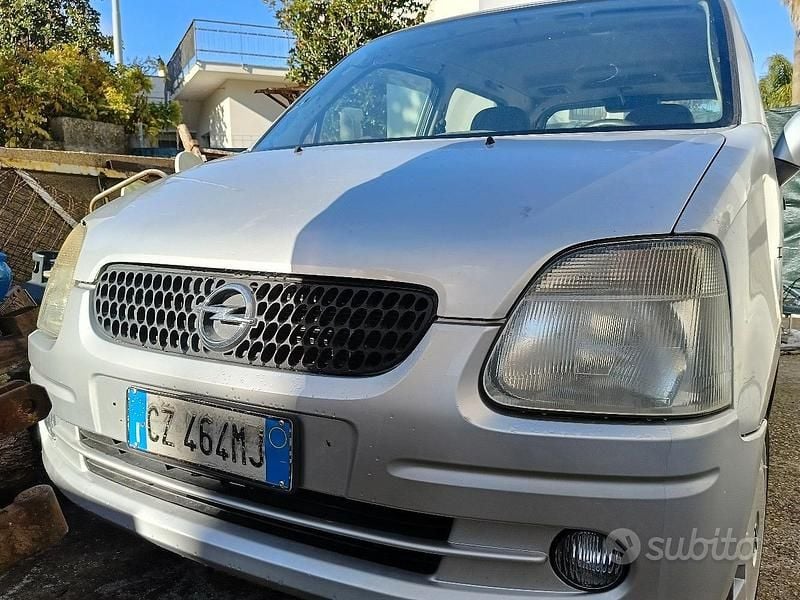 Usata 2005 Opel Agila Monovolume | 900 € (Ottimo prezzo) - Immagine 1/4
