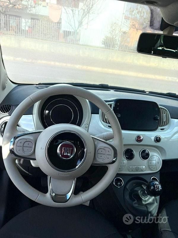 Usata Fiat 500 Dolcevita 69 CV (50 kW) 2023 Bianco Utilitaria