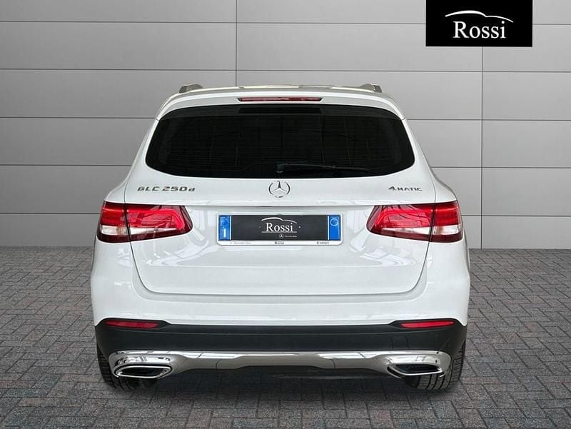 Usata Mercedes GLC250 204 CV (150 kW) 2016 Bianco SUV
