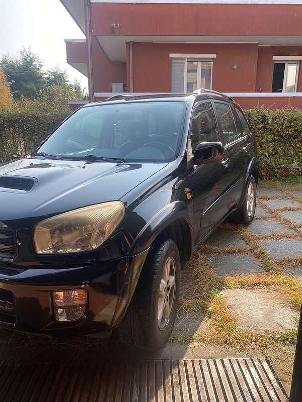 Usata Toyota RAV4 116 CV (85 kW) 2002 Nero SUV