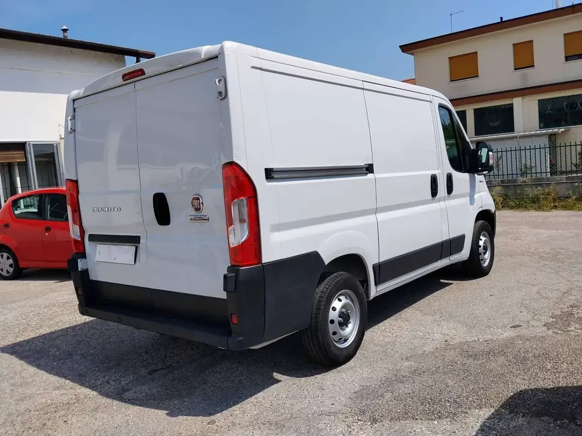 Usata Fiat Ducato 120 CV (88 kW) 2021 Bianco Furgone