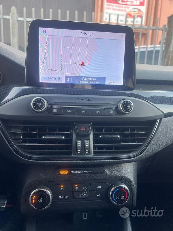 Usata Ford Focus ST-Line 125 CV (91 kW) 2019 Nero Berlina