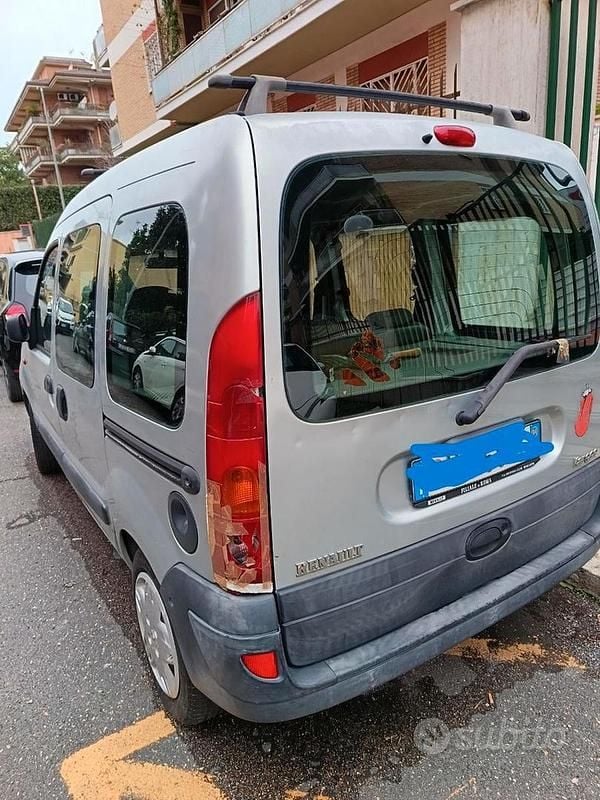 Usata Renault Kangoo 2004 Grigio Monovolume