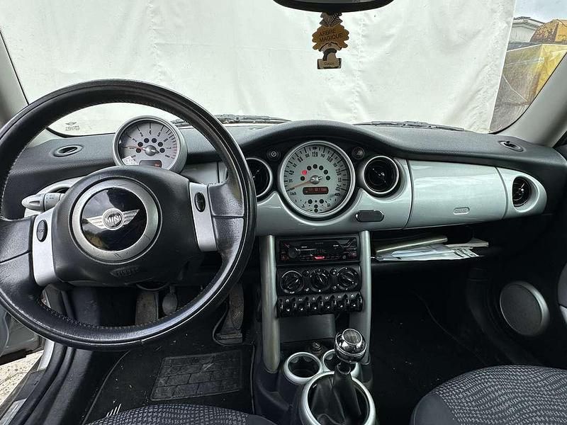 Usata Mini Cooper 116 CV (85 kW) 2002 Utilitaria