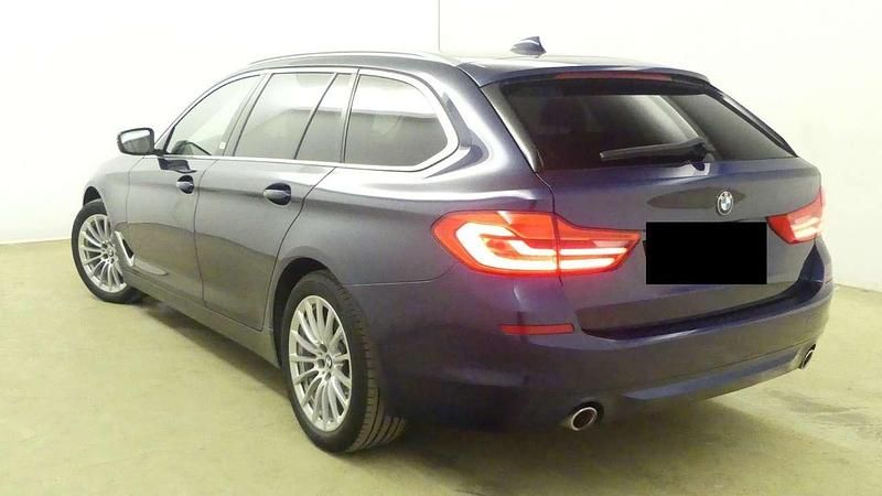 Usata BMW 520 Luxury Line 190 CV (139 kW) 2020 Blu/azzurro Station wagon