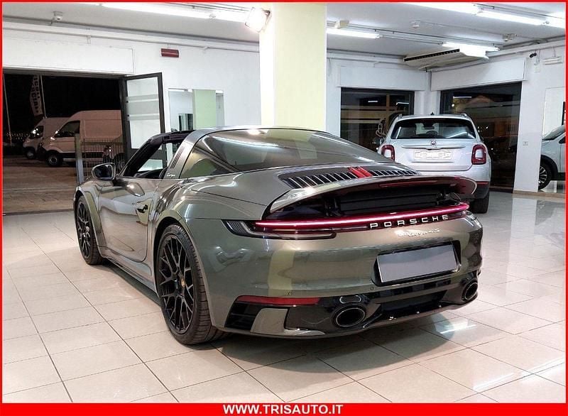 Usata Porsche 911 Targa 4S 450 CV (330 kW) 2024 Verde Cabrio