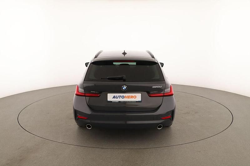 Usata BMW 320 Advantage 190 CV (139 kW) 2020 Grigio Station wagon
