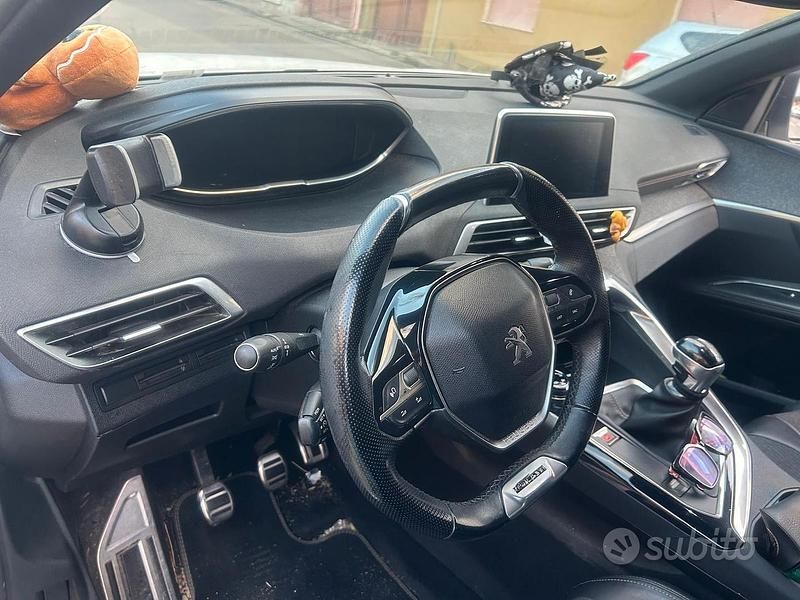 Usata Peugeot 5008 180 CV (132 kW) 2018 Bianco Berlina